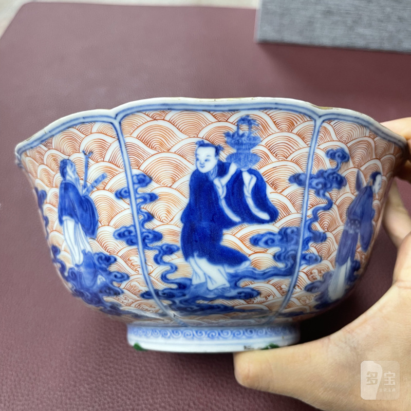 清中期 青花矾红八仙过海图花口碗 - 图12